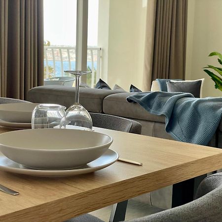 Bugibba Square Seafront Lux Apartments By Holi St. Paul's Bay Esterno foto