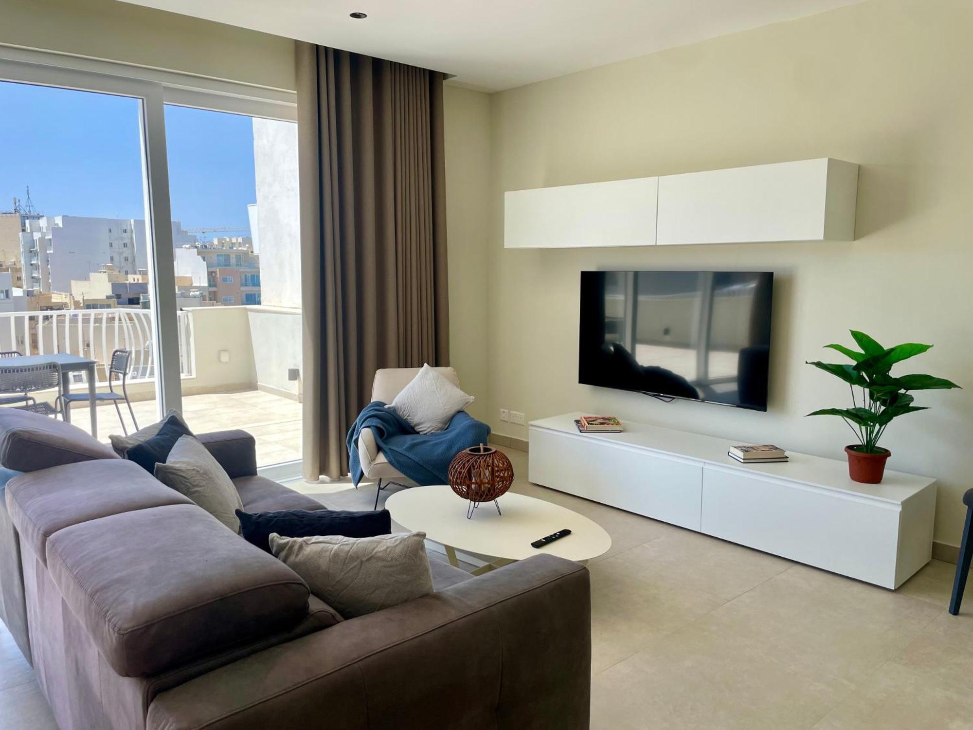 Bugibba Square Seafront Lux Apartments By Holi St. Paul's Bay Esterno foto