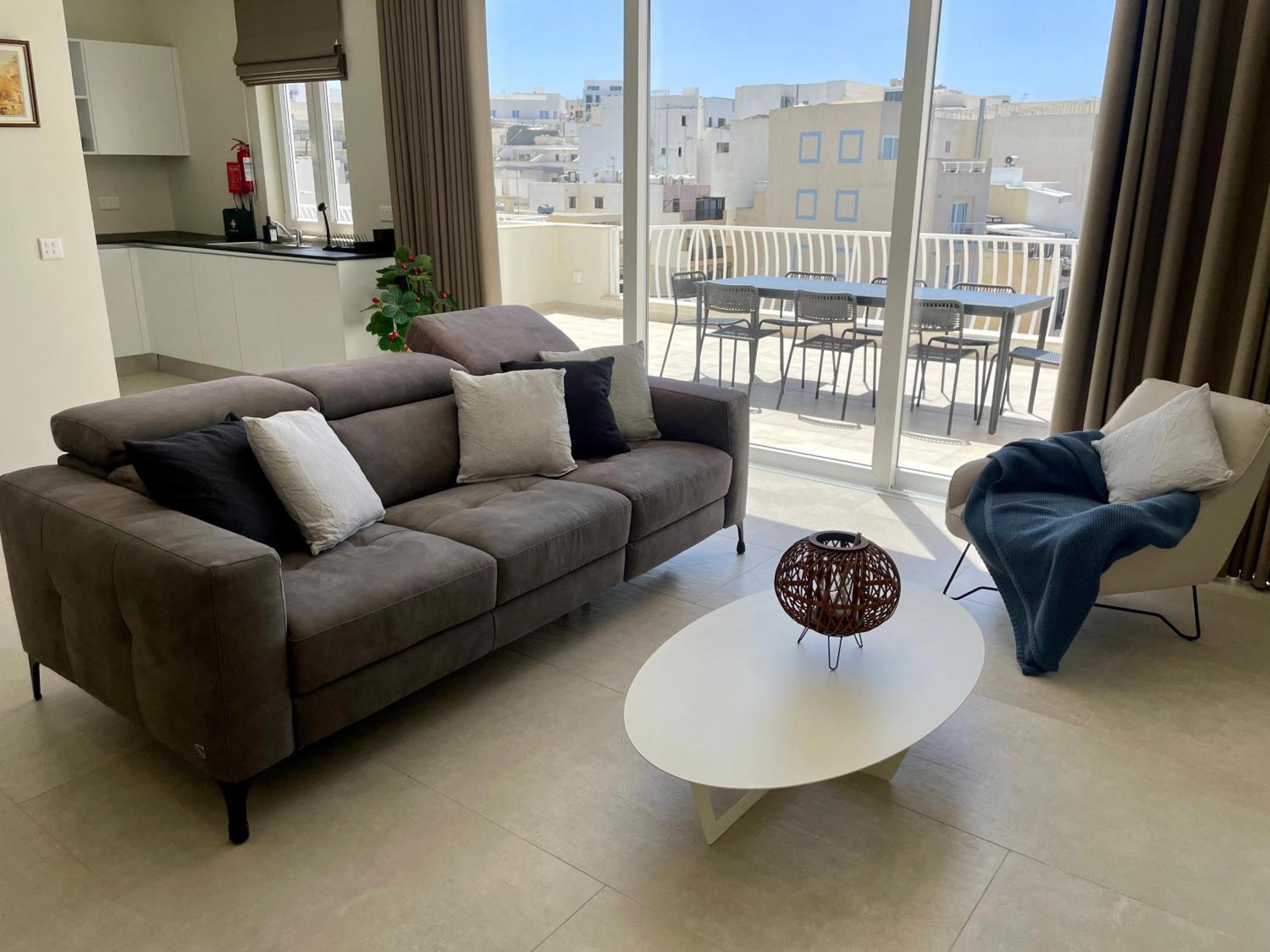 Bugibba Square Seafront Lux Apartments By Holi St. Paul's Bay Esterno foto