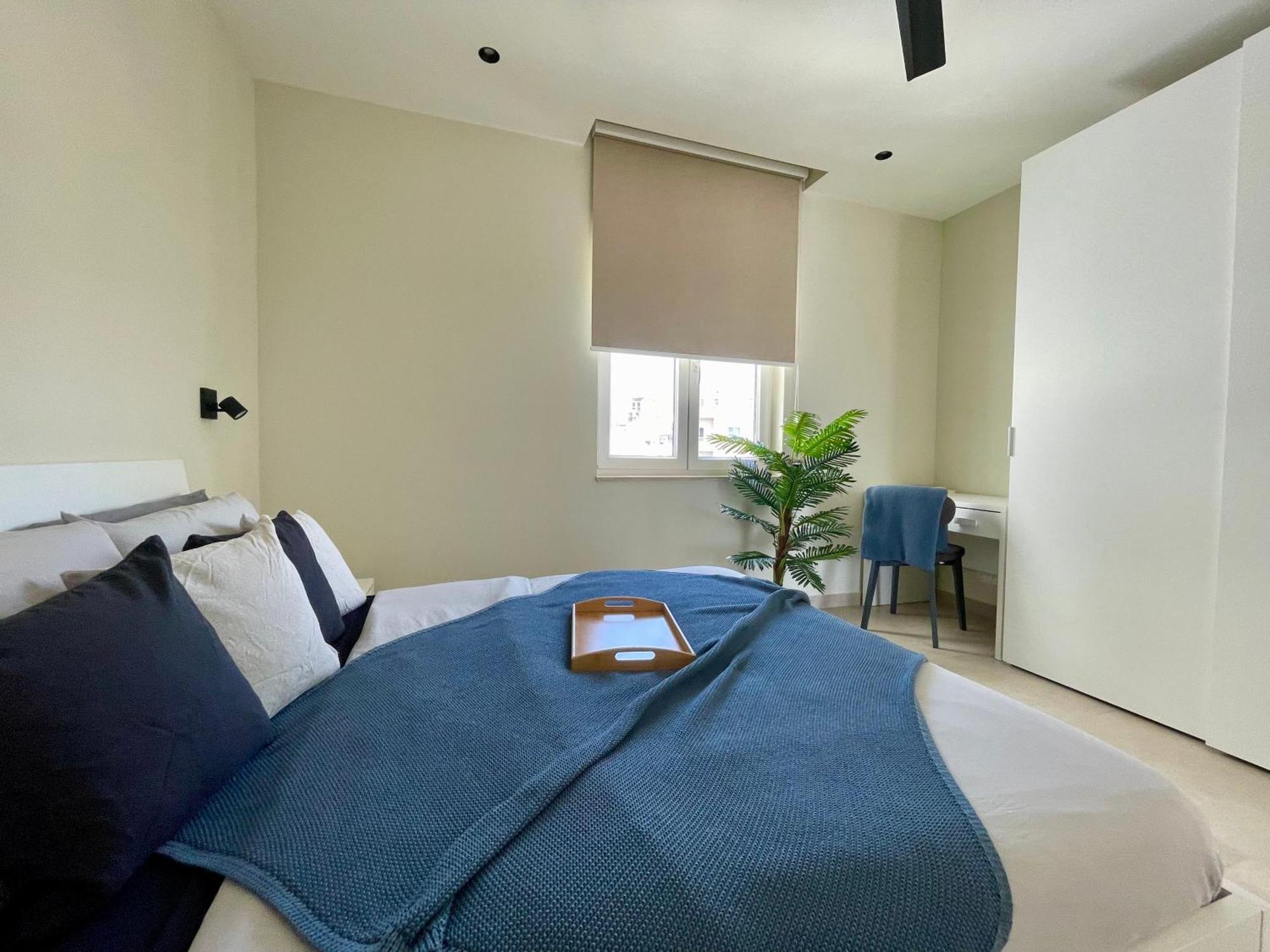 Bugibba Square Seafront Lux Apartments By Holi St. Paul's Bay Esterno foto