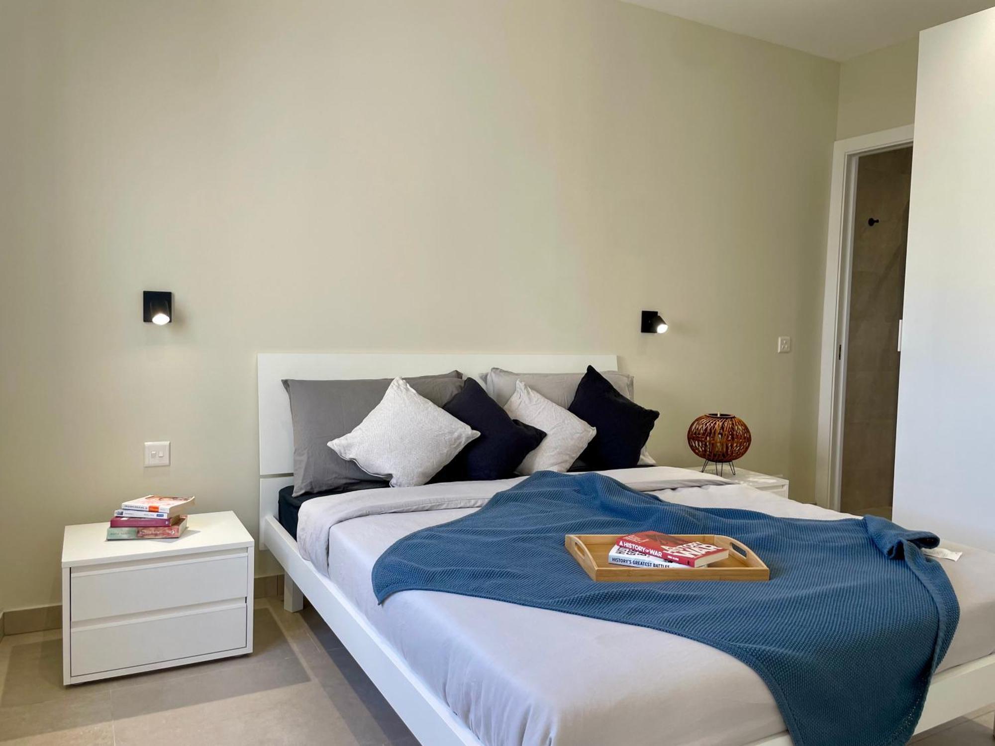 Bugibba Square Seafront Lux Apartments By Holi St. Paul's Bay Esterno foto