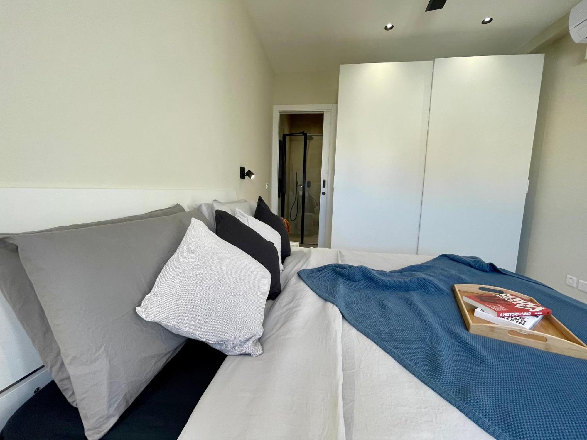 Bugibba Square Seafront Lux Apartments By Holi St. Paul's Bay Esterno foto
